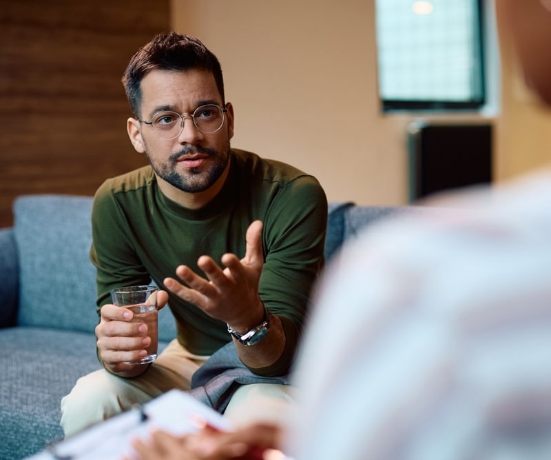 Two colleagues having discussion