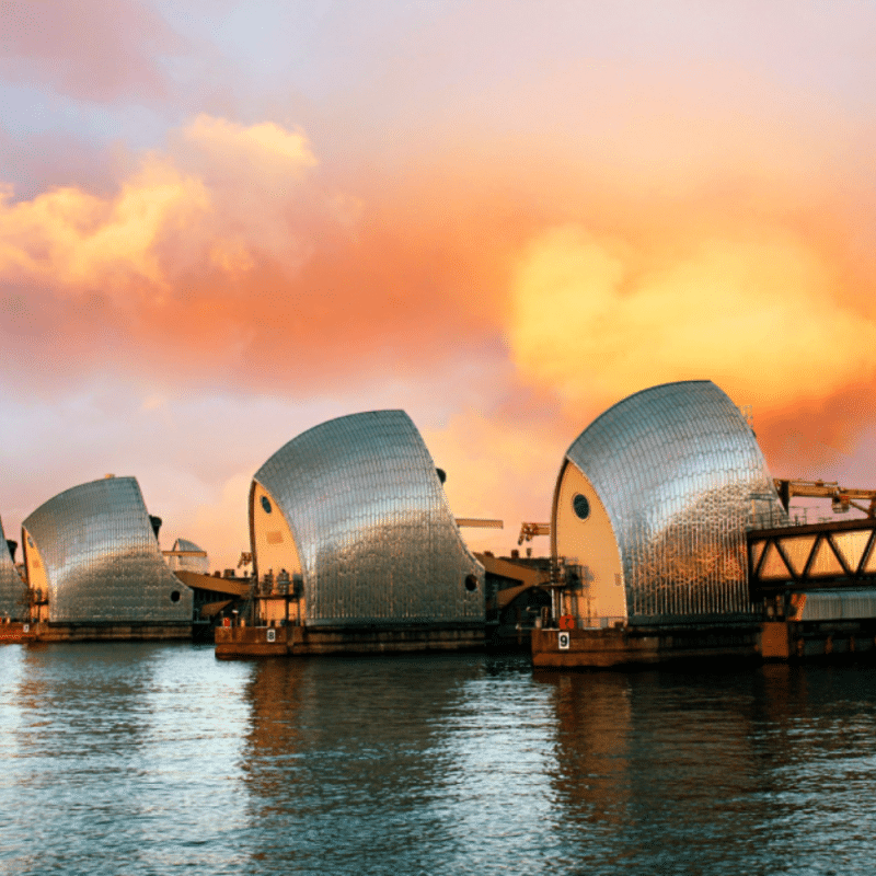 Thames flood defences